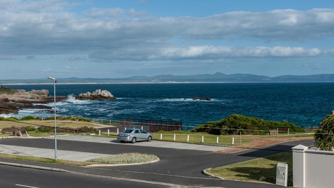 Ocean View @ Hermanus Villa Esterno foto
